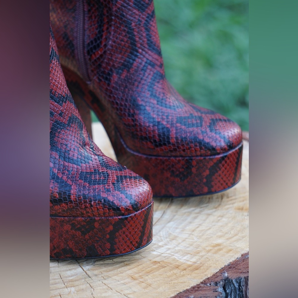 Longchamp Red snake print leather Platform women’s long boots.